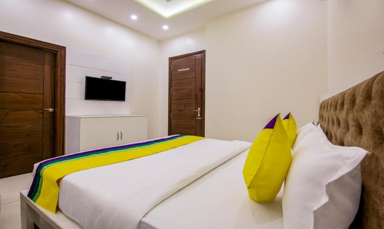 Itsy Hotels Gm Residency Chandīgarh Exterior foto