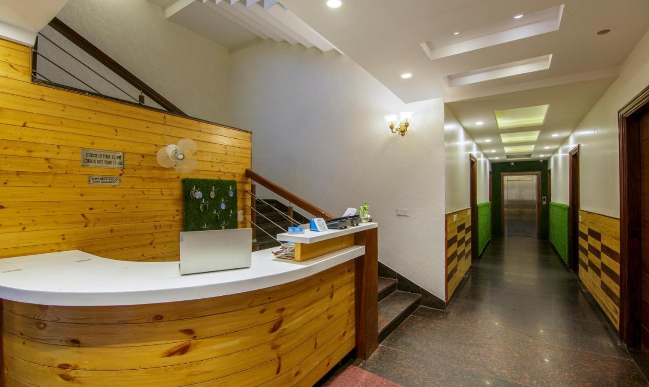 Itsy Hotels Gm Residency Chandīgarh Exterior foto