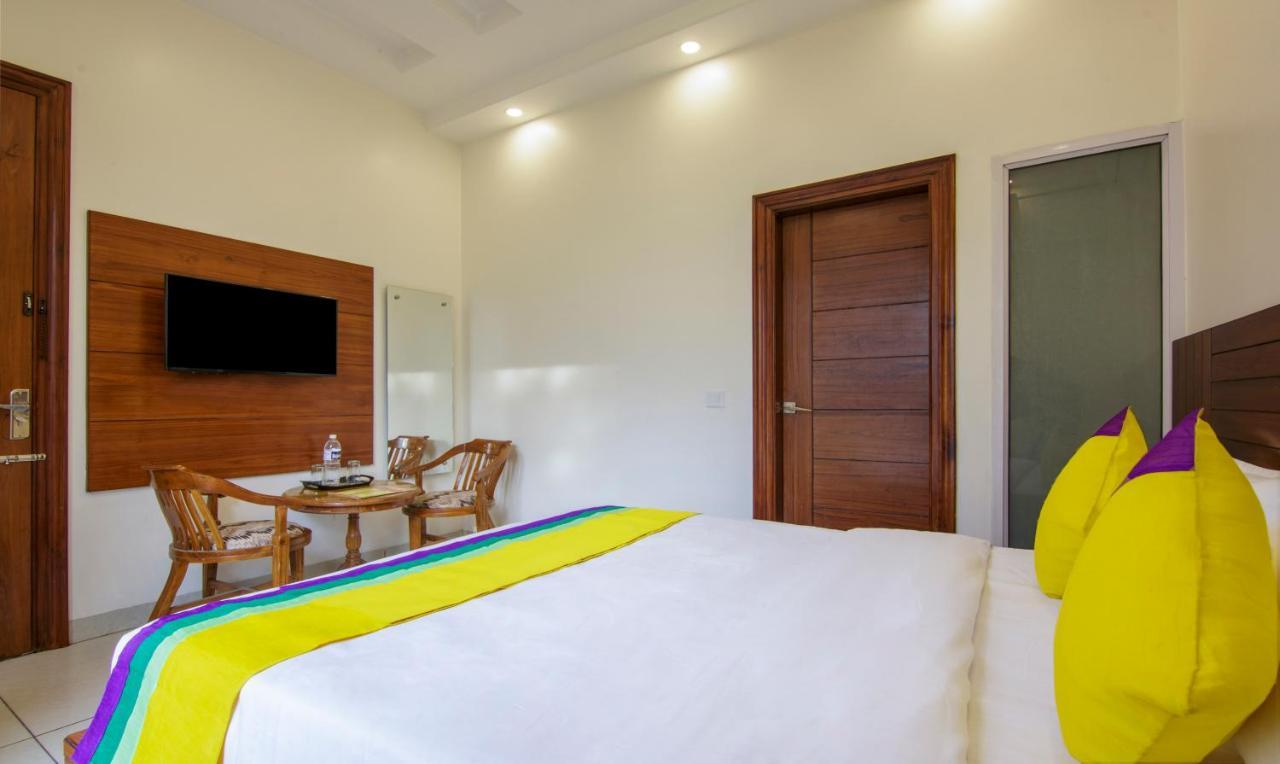 Itsy Hotels Gm Residency Chandīgarh Exterior foto