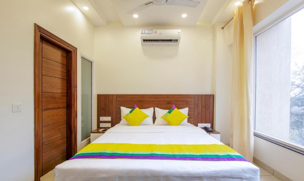 Itsy Hotels Gm Residency Chandīgarh Exterior foto